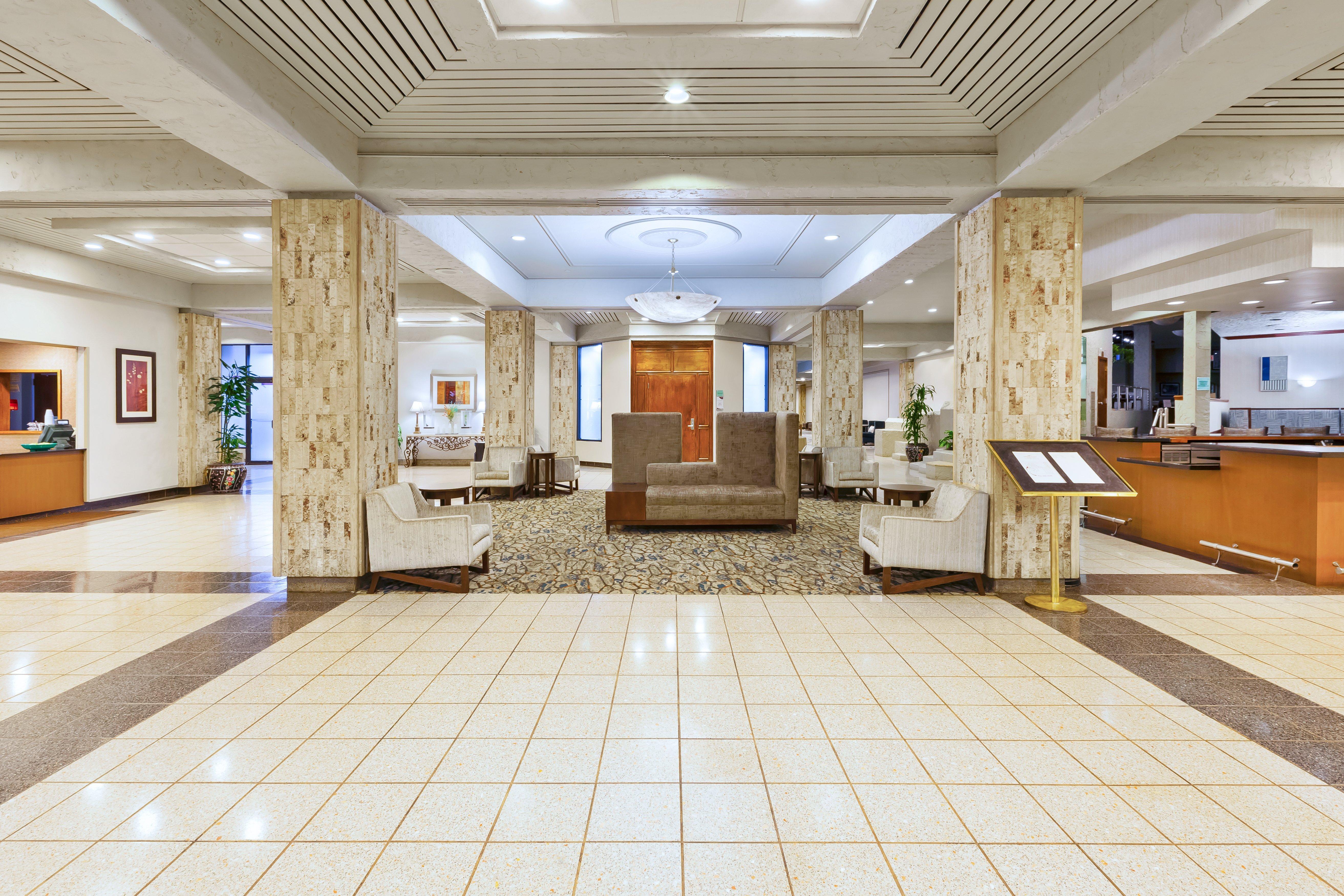 Отель Crowne Plaza Columbus North - Worthington By Ihg Экстерьер фото