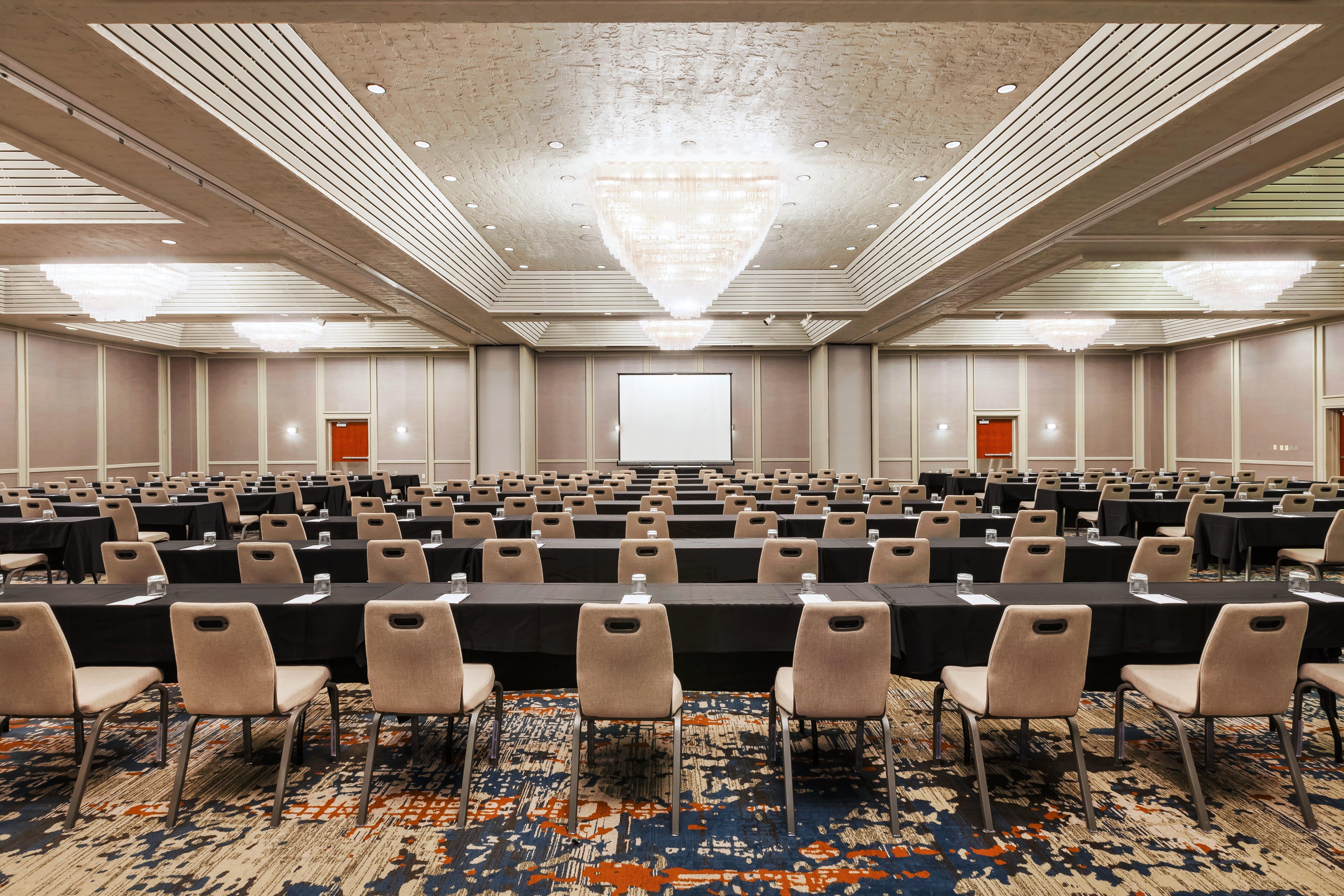 Отель Crowne Plaza Columbus North - Worthington By Ihg Экстерьер фото