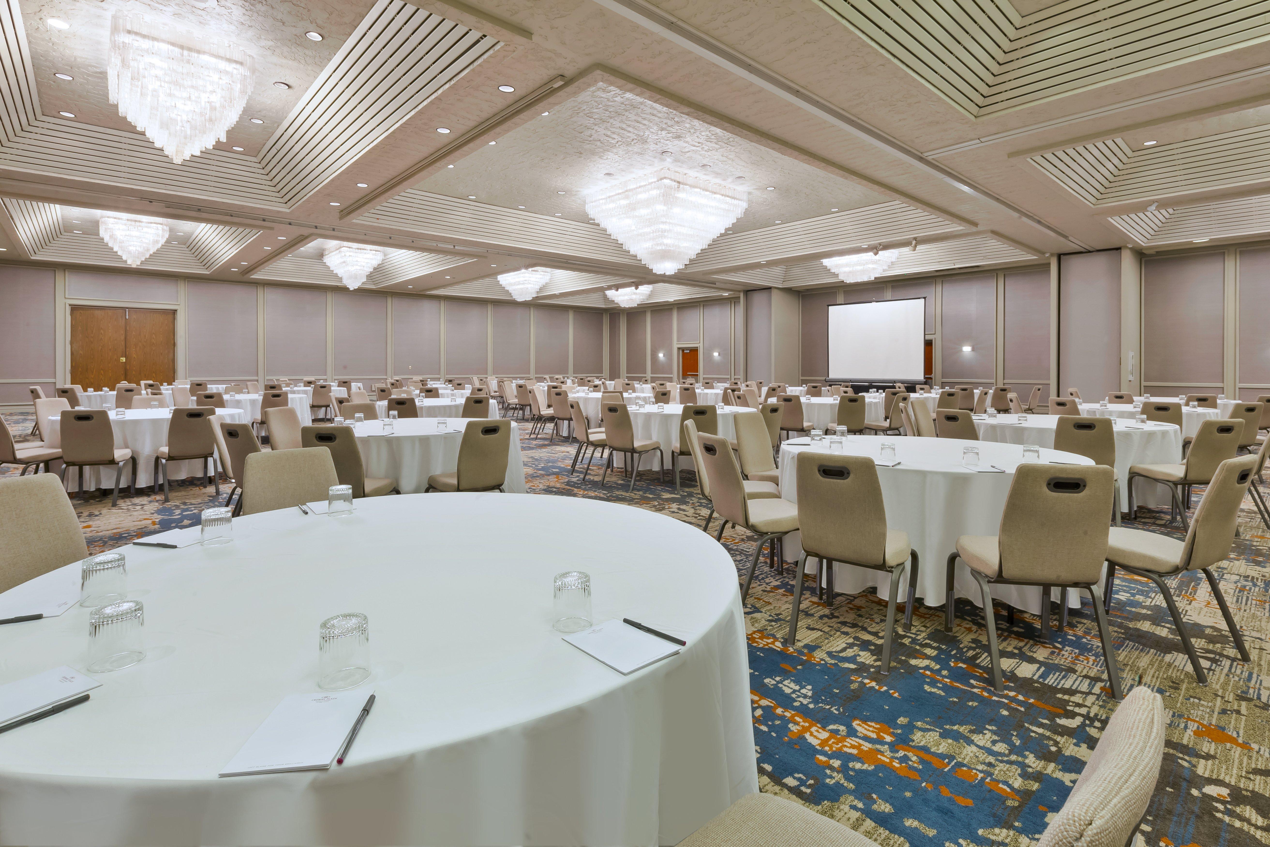 Отель Crowne Plaza Columbus North - Worthington By Ihg Экстерьер фото